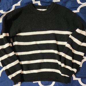 H&M Girls Striped Black and White Knit Sweater